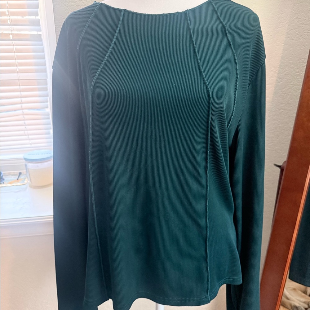 Elegant Green Women's Top